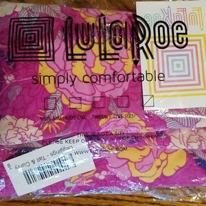 Lularoe Tall & Curvy Leggings NWT